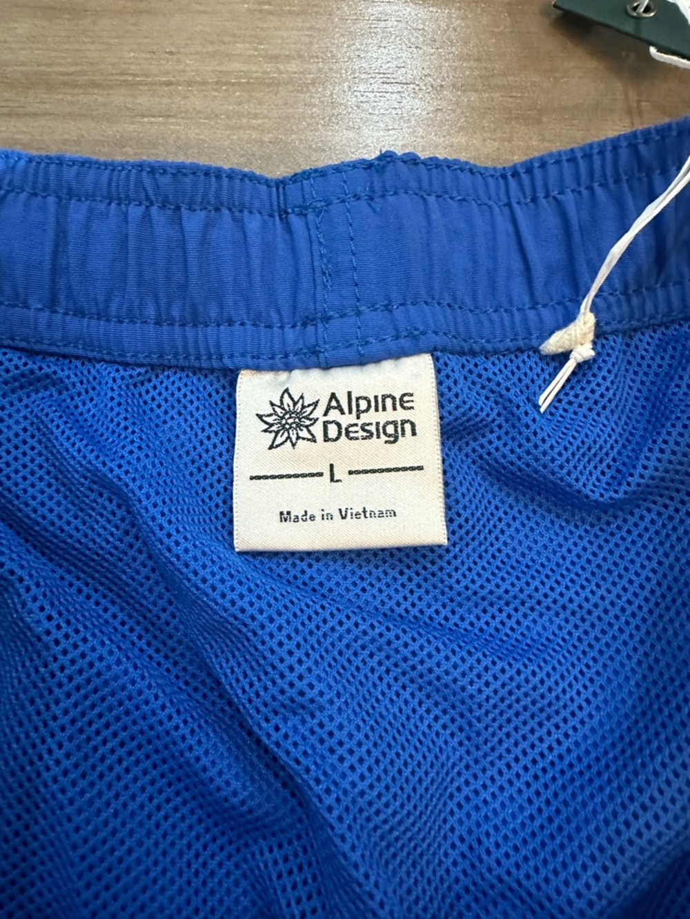 Alpine Design Pull On Short - Picture 3 of 8